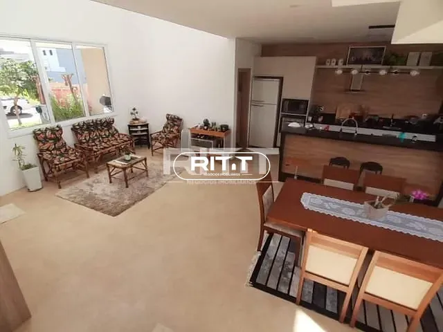 Casa com 250m² 3 quartos e 1 banheiro, à venda, no bairro Vila Monte Alegre em Paulínia