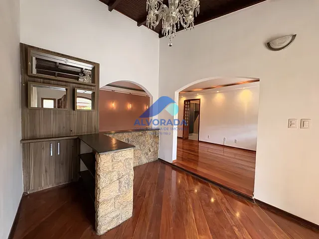 Casa 4 quartos e 4 banheiros, à venda, no bairro Vista Verde em São José dos Campos