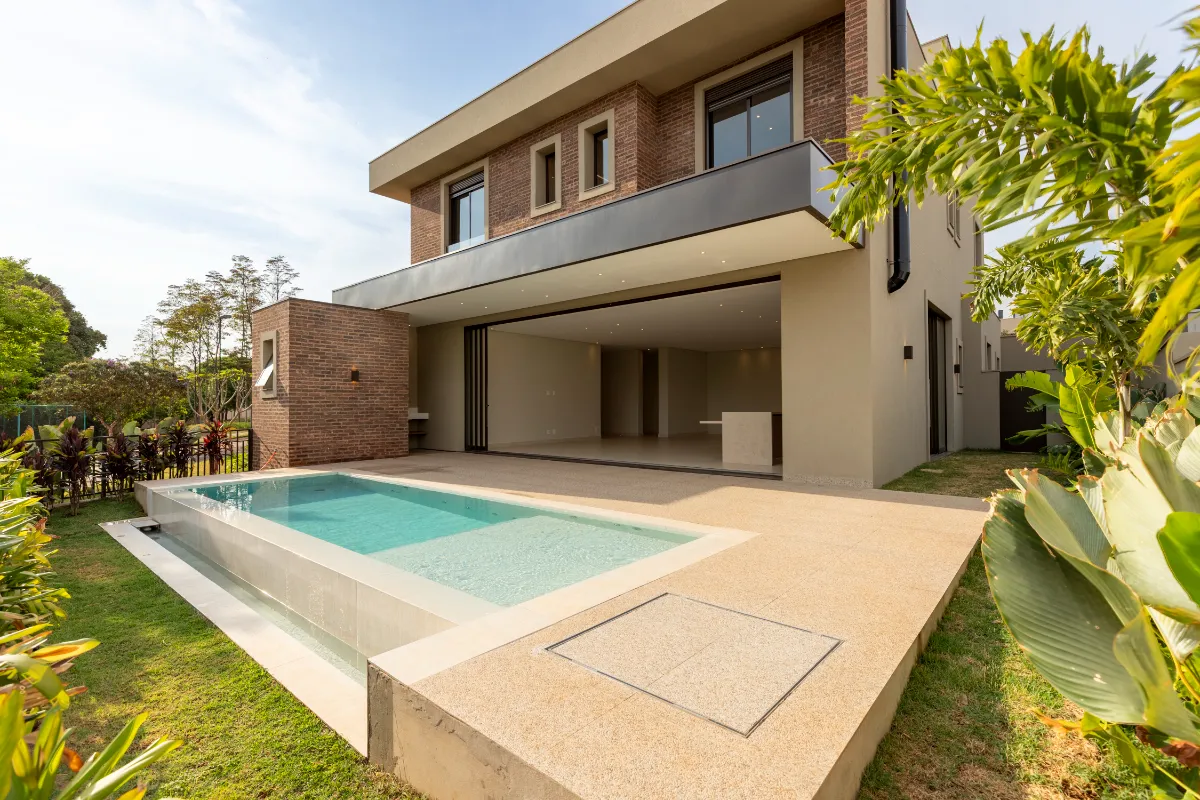 Casa no condomínio Reserva Santa Luísa para venda com 4 quartos, sendo 4 suítes, 424m²