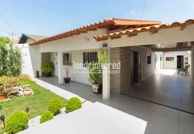 Casa, 3 quartos, 200 m² - Foto 1