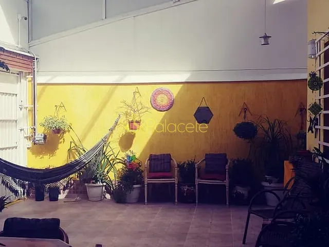 Casa com 250m² 3 quartos e 1 banheiro, à venda, no bairro Residencial Campo Belo em Pindamonhangaba