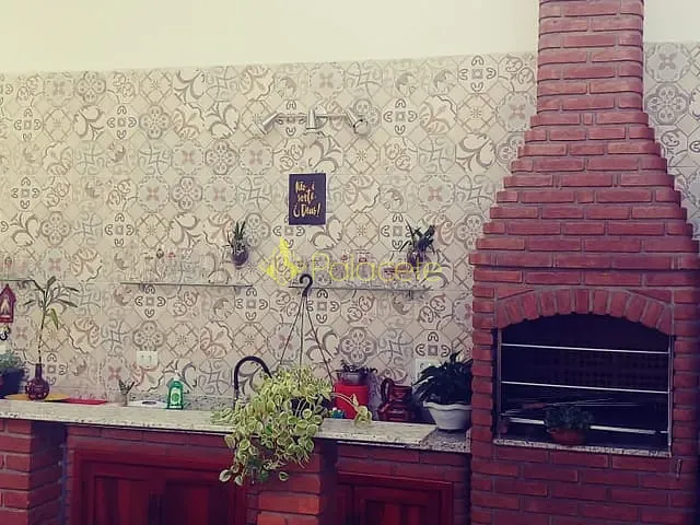 Casa com 250m² 3 quartos e 1 banheiro, à venda, no bairro Residencial Campo Belo em Pindamonhangaba