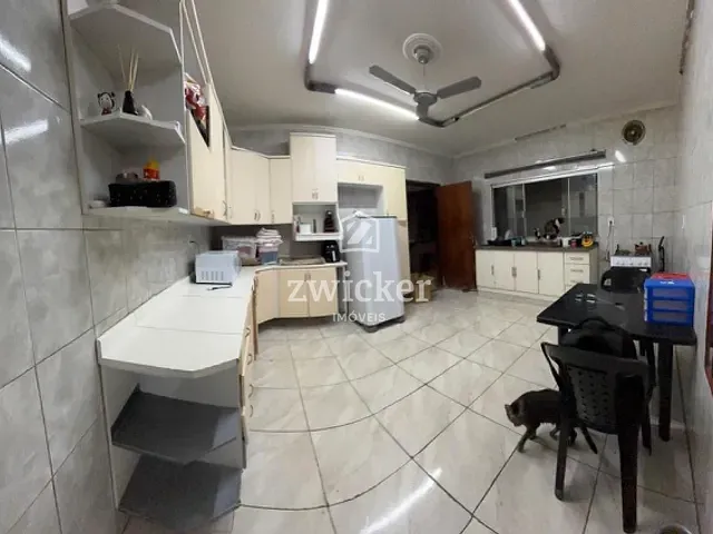 Casa com 158m² 1 quarto e 1 banheiro, à venda, no bairro Parque Júlio Nóbrega em Bauru