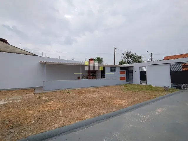 Casa com 300m² 1 quarto e 1 banheiro, à venda, no bairro Parque Manoel de Vasconcelos em Sumaré