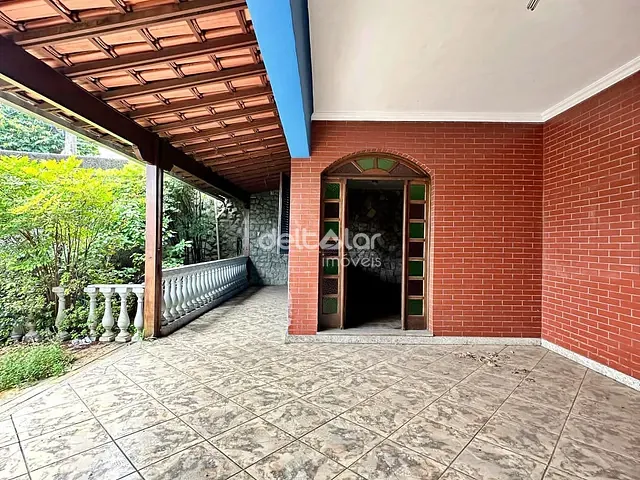 Casa com 376m² 4 quartos e 3 banheiros, para alugar, no bairro Cenáculo em Belo Horizonte