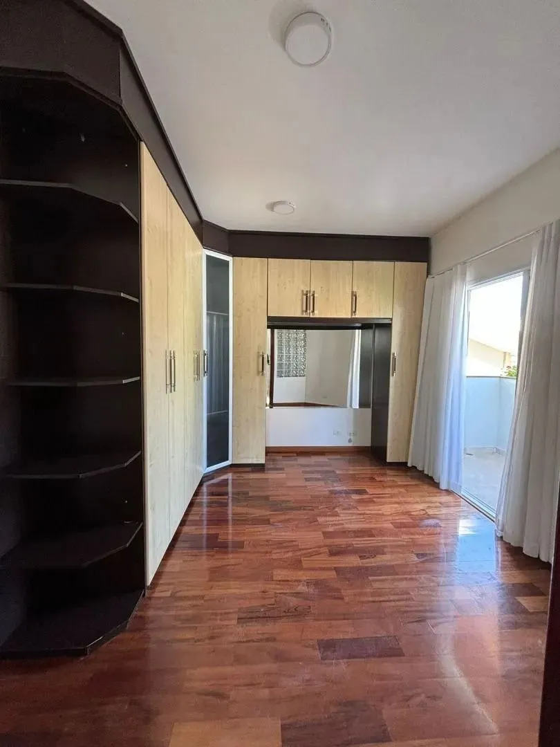 Casa, 4 quartos, 275 m² - Foto 15