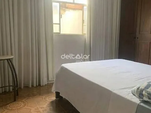Casa com 360m² 3 quartos e 2 banheiros, à venda, no bairro São João Batista (Venda Nova) em Belo Horizonte