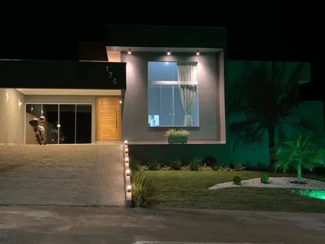 Casa com 814m² 3 quartos e 3 banheiros, à venda, no bairro Caixa D'água em Taubaté
