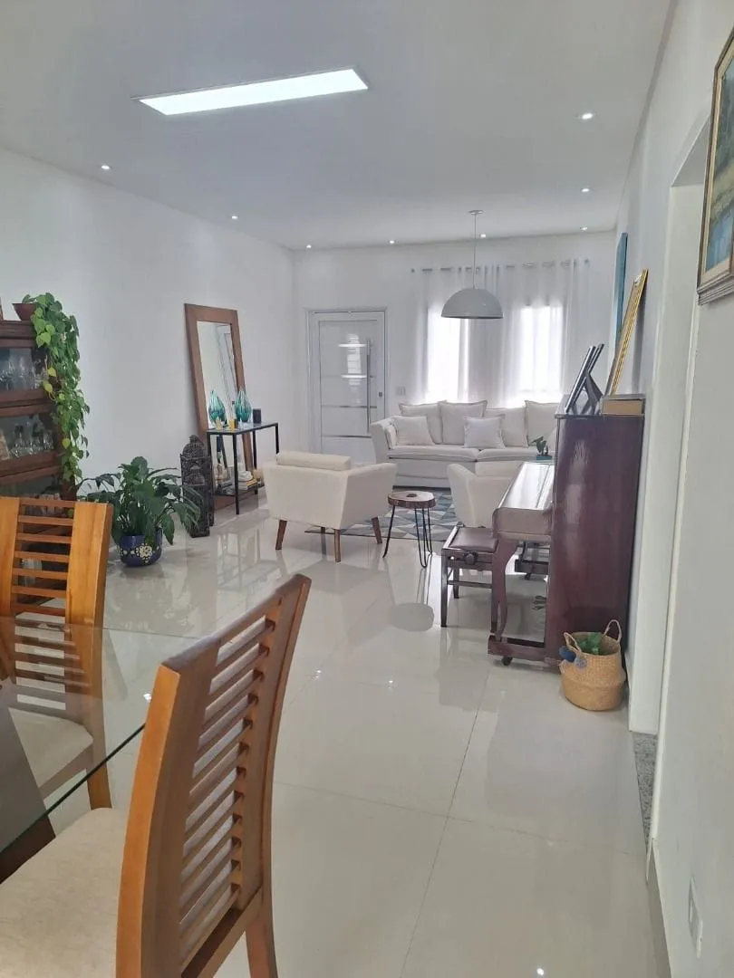 Casa, 3 quartos, 206 m² - Foto 10