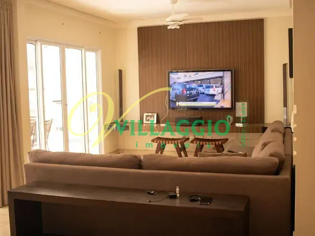 Casa com 405m² 3 quartos e 5 banheiros, à venda, no bairro Residencial Marcia em São José do Rio Preto