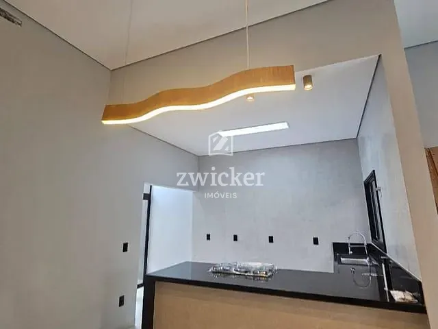 Casa com 180m² 3 quartos e 3 banheiros, à venda, no bairro Jardim Solange em Bauru