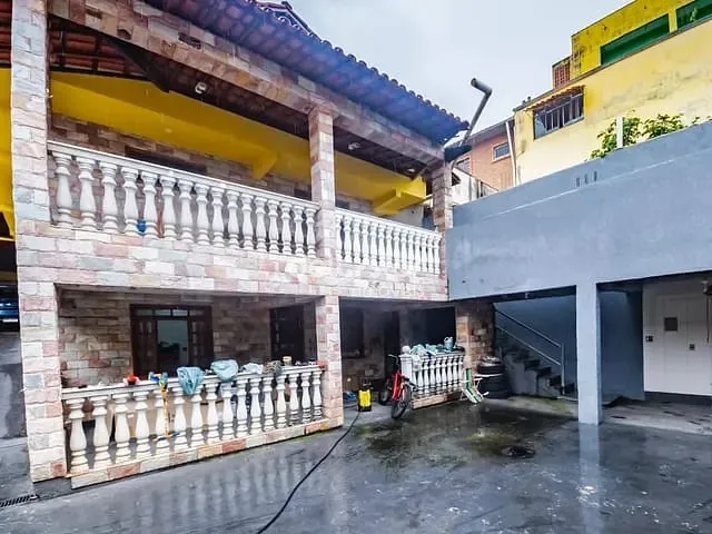 Casa com 365m² 4 quartos e 2 banheiros, para alugar, no bairro São João Batista (Venda Nova) em Belo Horizonte