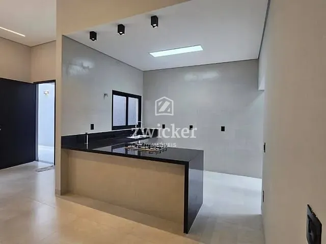 Casa com 180m² 3 quartos e 3 banheiros, à venda, no bairro Jardim Solange em Bauru