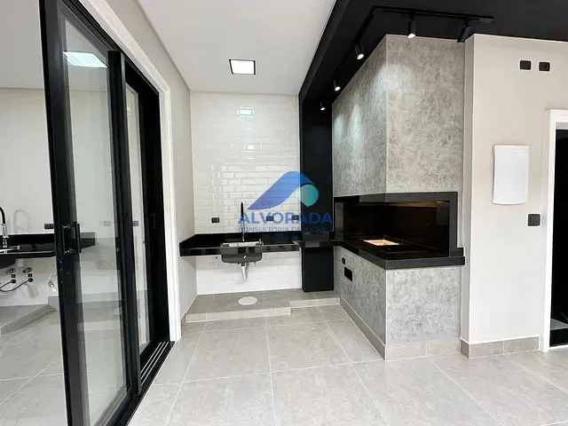 Casa 3 quartos e 5 banheiros, à venda, no bairro Loteamento Floresta em São José dos Campos