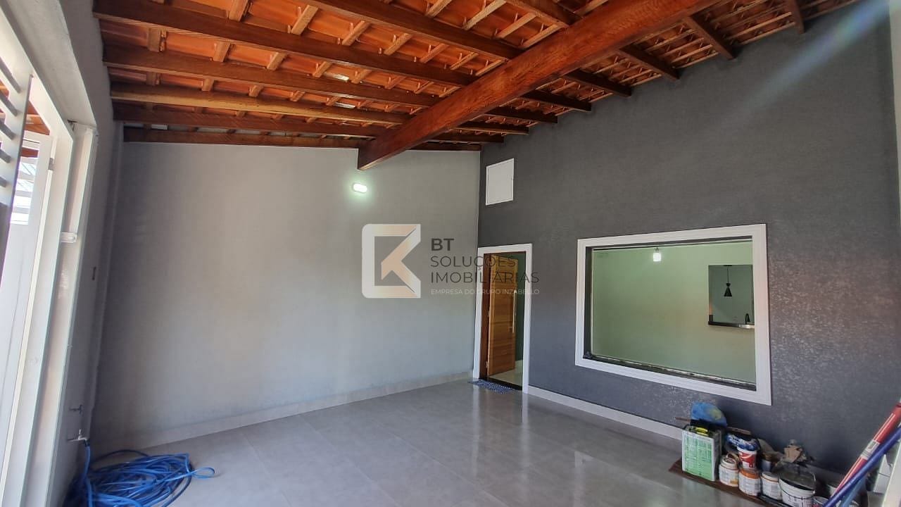 Casa à venda com 3 quartos, 90m² - Foto 3