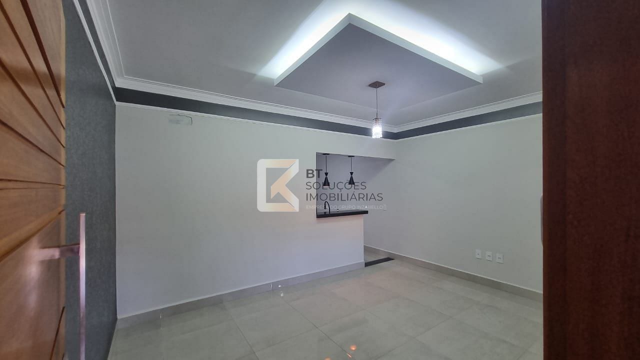 Casa à venda com 3 quartos, 90m² - Foto 5
