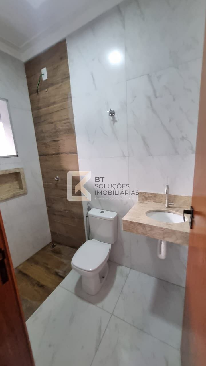 Casa à venda com 3 quartos, 90m² - Foto 12