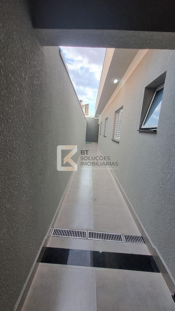 Casa à venda com 3 quartos, 90m² - Foto 15