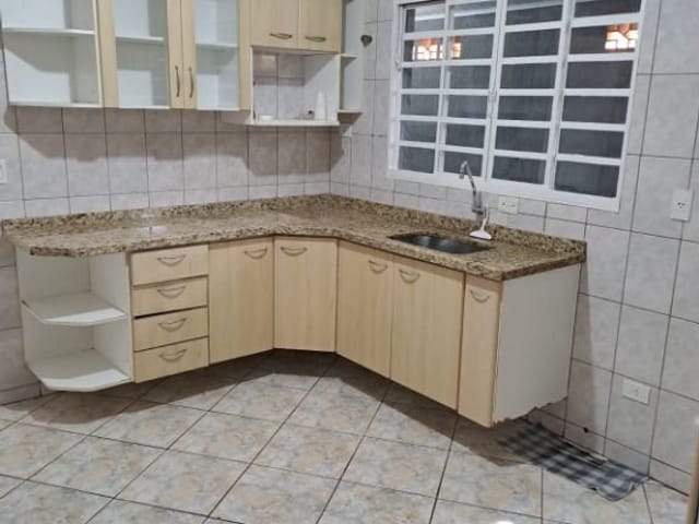 Casa com 125m² 2 quartos e 1 banheiro, à venda, no bairro Padroeira em Osasco