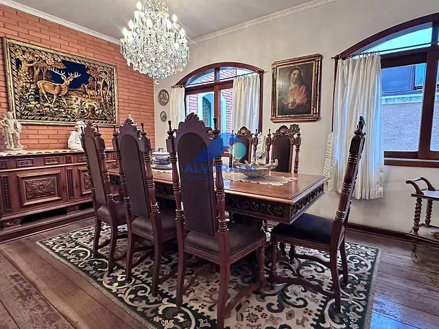 Casa 5 quartos e 5 banheiros, à venda, no bairro Condomínio Bosque Imperial em São José dos Campos