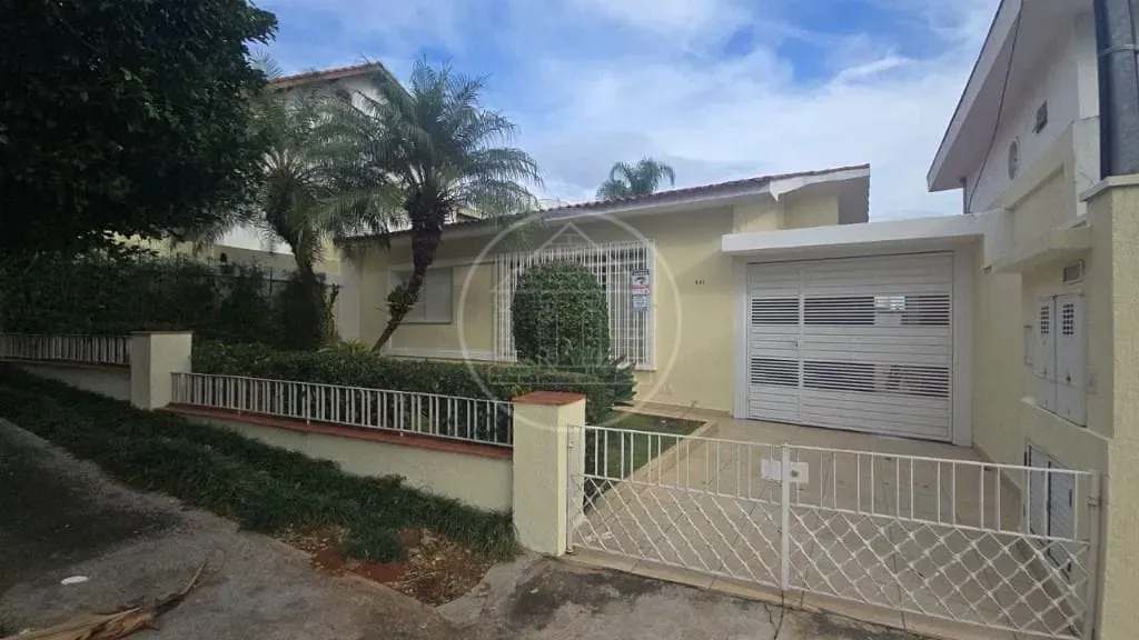 Casa, 3 quartos, 181 m² - Foto 1