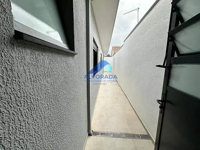 Casa 3 quartos e 2 banheiros, à venda, no bairro Jardim Satélite em São José dos Campos