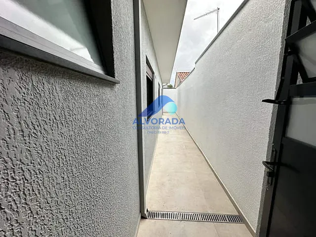 Casa 3 quartos e 2 banheiros, à venda, no bairro Jardim Satélite em São José dos Campos