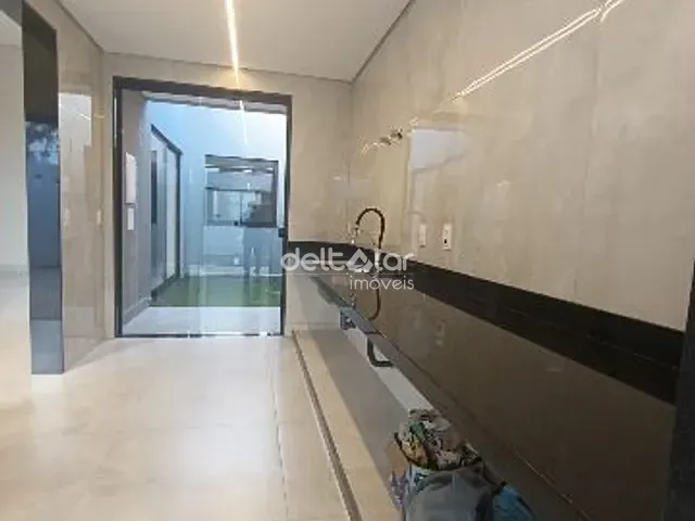 Casa com 130m² 3 quartos e 2 banheiros, à venda, no bairro Santa Amélia em Belo Horizonte