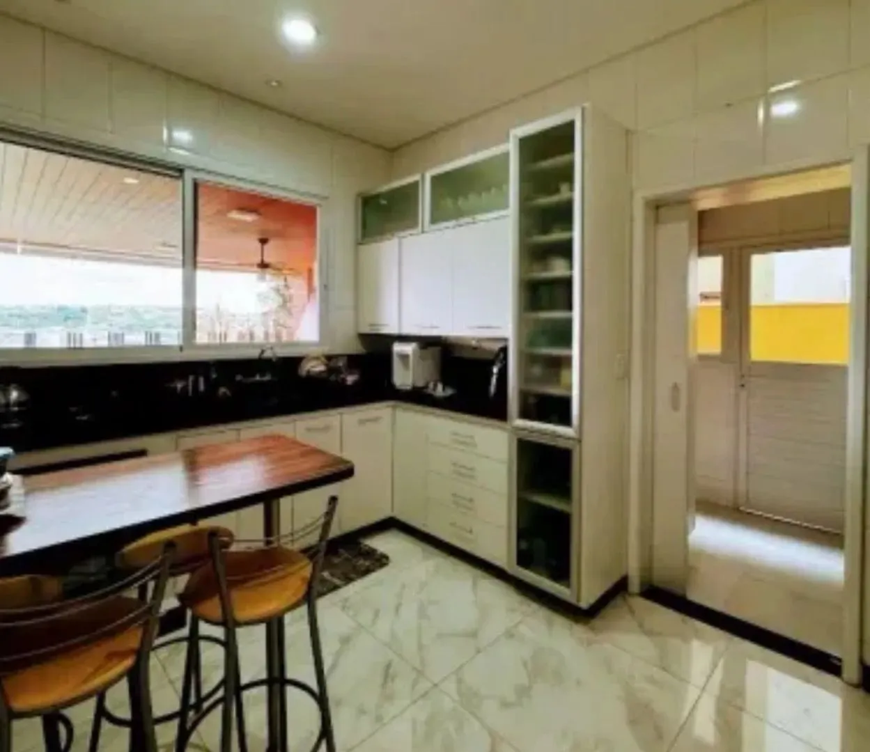 Casa, 4 quartos, 264 m² - Foto 8