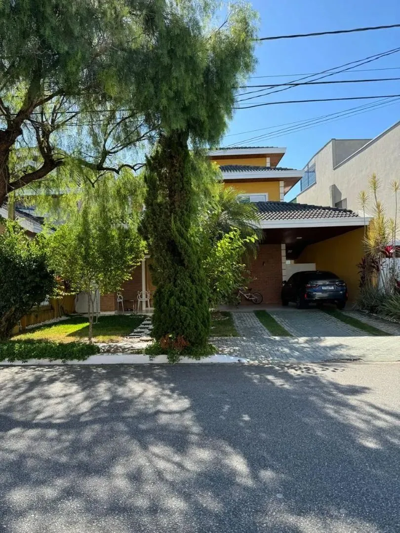 Casa, 4 quartos, 264 m² - Foto 1