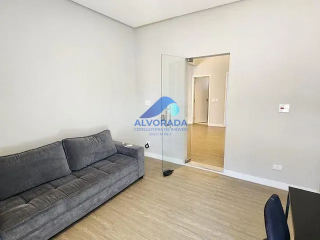 Casa com 1000m² 4 quartos e 4 banheiros, à venda, no bairro Condomínio Residencial Mirante do Vale em Jacareí