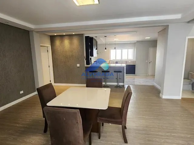 Casa com 1000m² 4 quartos e 4 banheiros, à venda, no bairro Condomínio Residencial Mirante do Vale em Jacareí