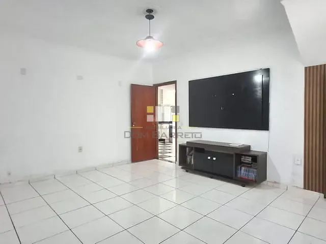 Casa com 250m² 3 quartos e 2 banheiros, à venda, no bairro Parque João de Vasconcelos em Sumaré