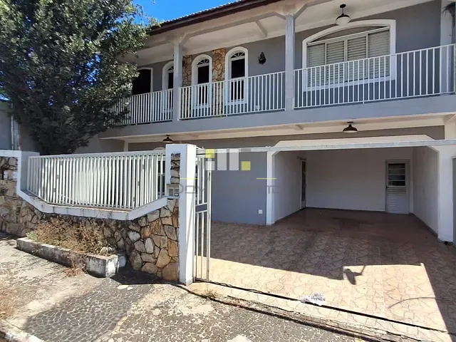 Casa com 250m² 3 quartos e 2 banheiros, à venda, no bairro Parque João de Vasconcelos em Sumaré