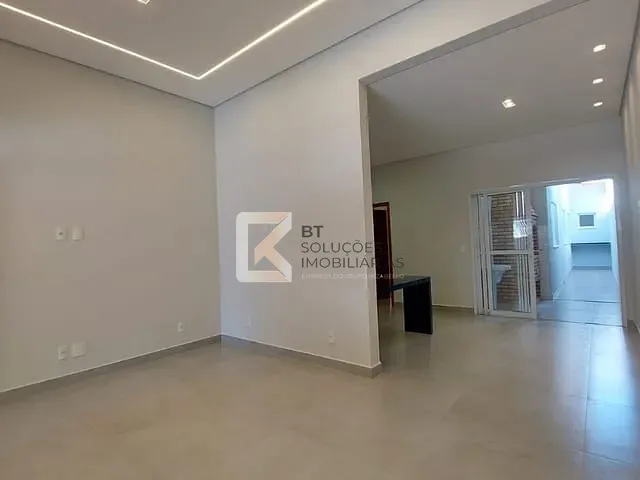 Casa com 125m² 3 quartos e 2 banheiros, à venda, no bairro Jardim Pau Preto em Indaiatuba