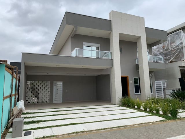 Casa com 450m² 5 quartos e 5 banheiros, à venda ou para alugar, no bairro Jardim do Golfe em São José dos Campos
