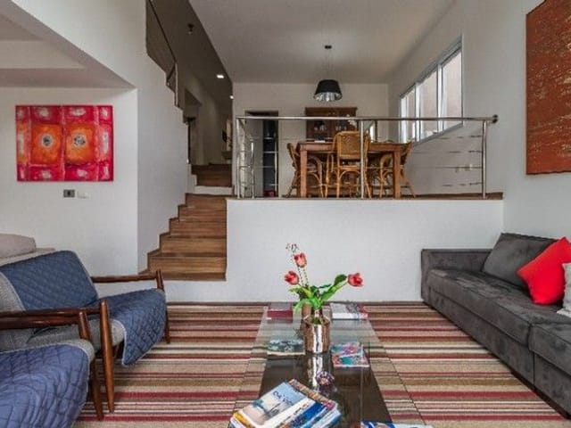 Casa com 360m² 4 quartos e 5 banheiros, à venda, no bairro Res. Onze (Alphaville) em Santana de Parnaíba