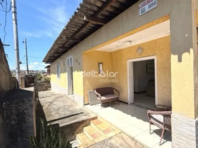 Casa com 404m² 3 quartos e 1 banheiro, à venda, no bairro Álvaro Camargos em Belo Horizonte