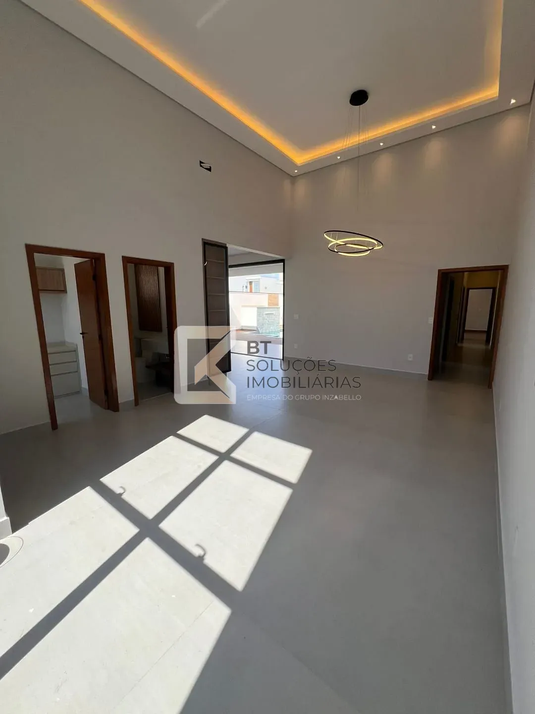Casa, 3 quartos, 195 m² - Foto 2