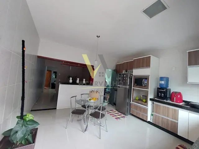 Casa com 360m² 4 quartos e 1 banheiro, à venda, no bairro Víviam Parque em Anápolis