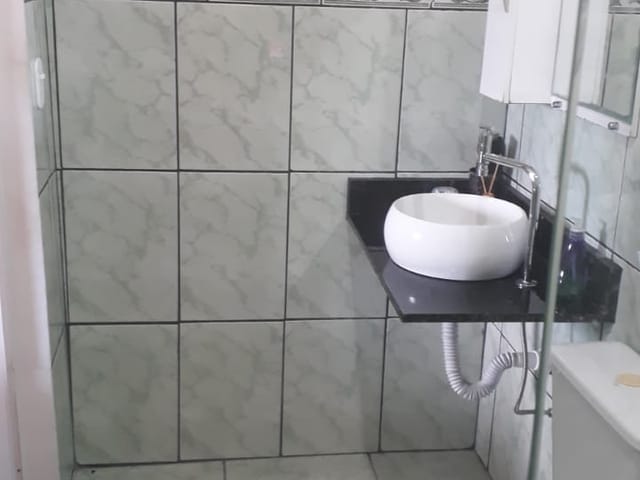 Casa com 300m² 3 quartos e 4 banheiros, à venda, no bairro Parque Santo Antônio em Taubaté