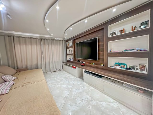 Casa com 560m² 4 quartos e 2 banheiros, à venda, no bairro Altos de São Fernando em Jandira
