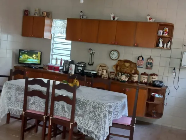 Casa com 300m² 4 quartos e 3 banheiros, à venda ou para alugar, no bairro Jardim Esplanada II em São José Dos Campos