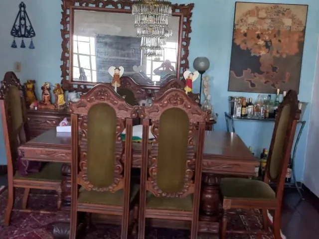 Casa com 300m² 4 quartos e 3 banheiros, à venda ou para alugar, no bairro Jardim Esplanada II em São José Dos Campos