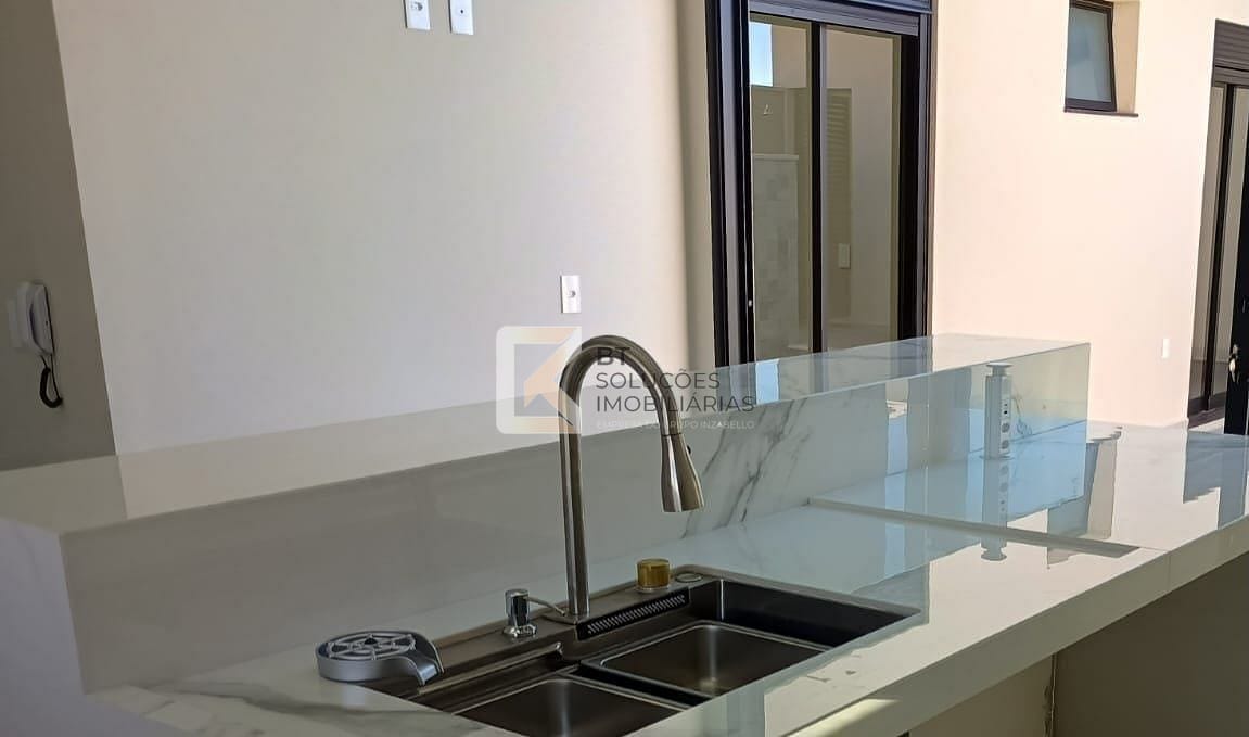 Casa, 3 quartos, 195 m² - Foto 35