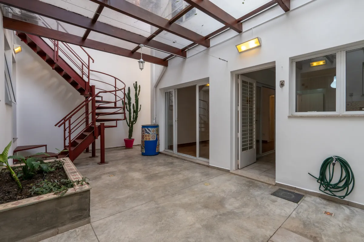Casa para venda em Perdizes com 4 quartos, sendo 1 suíte, 171m²