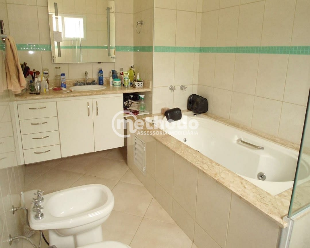 Casa, 3 quartos, 259 m² - Foto 17