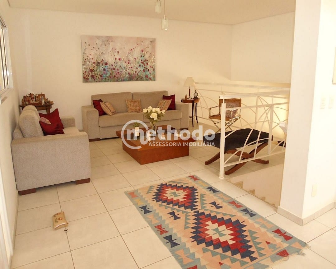 Casa, 3 quartos, 259 m² - Foto 2