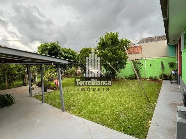 Casa com 449m² 3 quartos e 2 banheiros, à venda, no bairro Uvaranas em Ponta Grossa