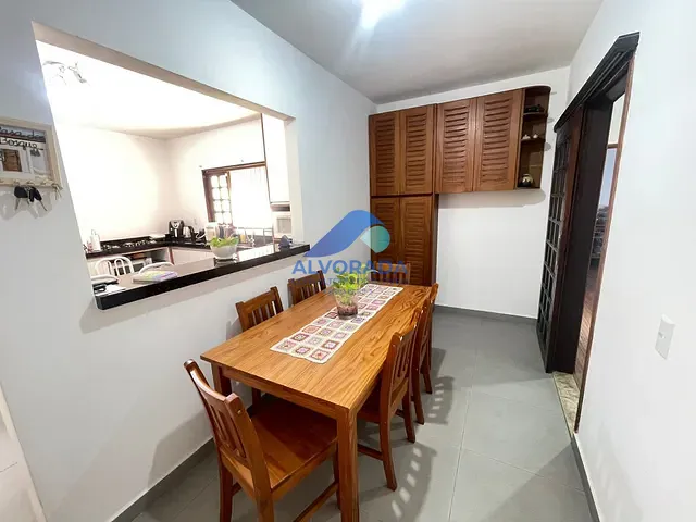 Casa 3 quartos e 2 banheiros, à venda, no bairro Bosque dos Eucaliptos em São José dos Campos